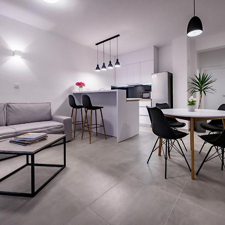 Apartmani Villa Zora 로파르 외부 사진