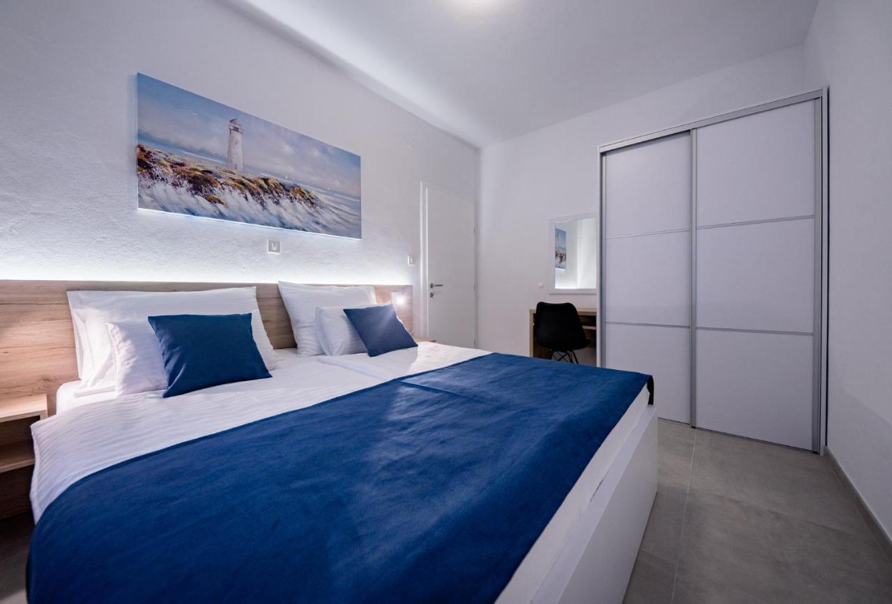 Apartmani Villa Zora 로파르 외부 사진