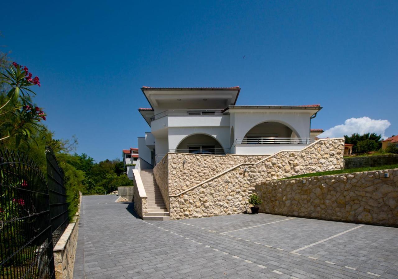 Apartmani Villa Zora 로파르 외부 사진