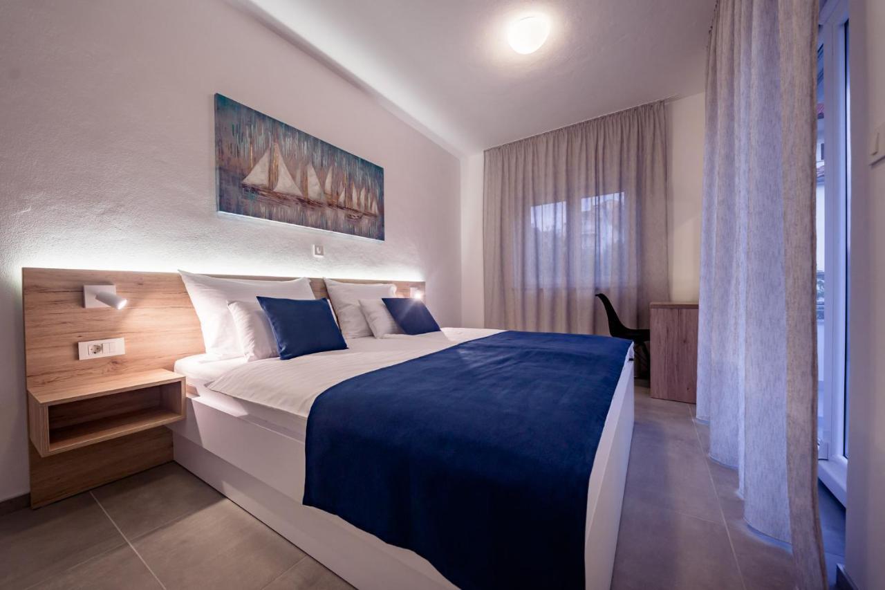 Apartmani Villa Zora 로파르 외부 사진
