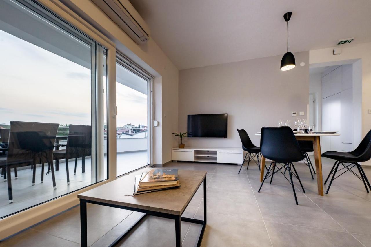Apartmani Villa Zora 로파르 외부 사진