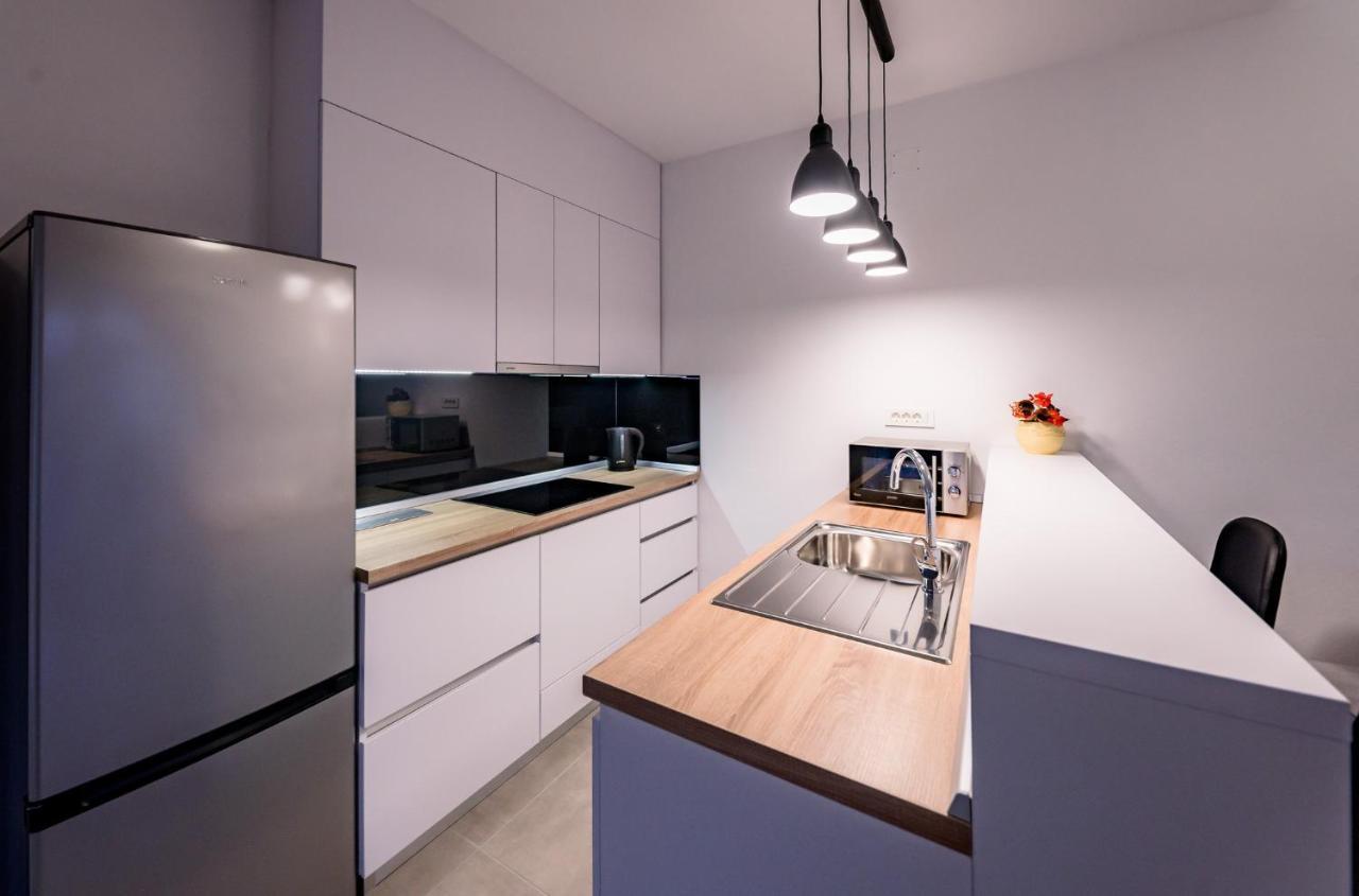 Apartmani Villa Zora 로파르 외부 사진
